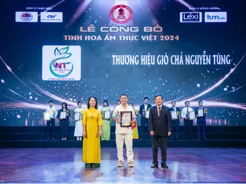 Giò Chả Nguyễn Tùng vinh dự nhận giải thưởng "Tinh Hoa Ẩm Thực Việt" 2024