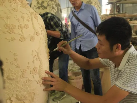 NNƯT Phạm Đạt với thương hiệu Gốm Tâm Linh Bảo Quang